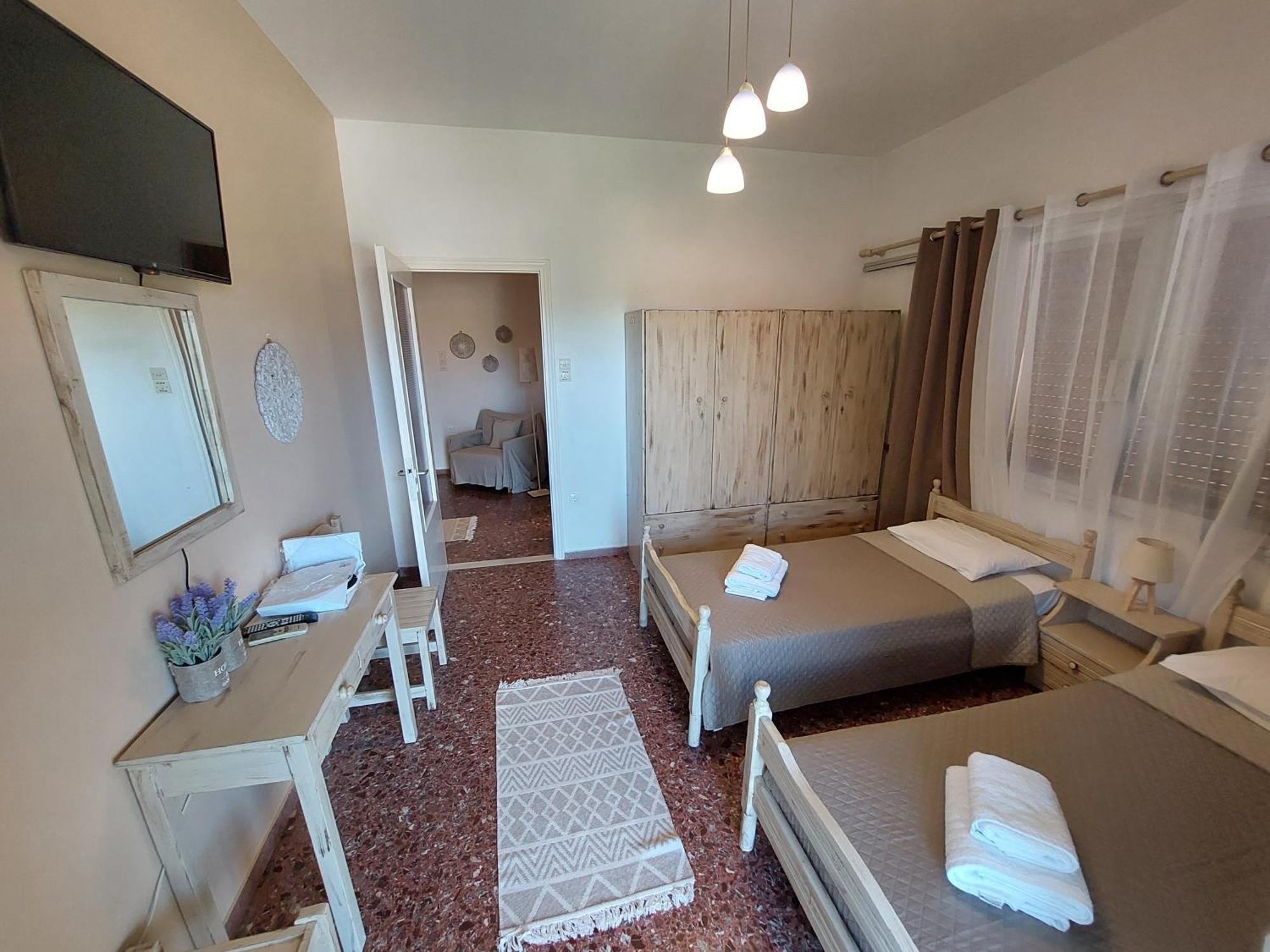 Lourantos Studios & Apartments Vathy  Exterior foto