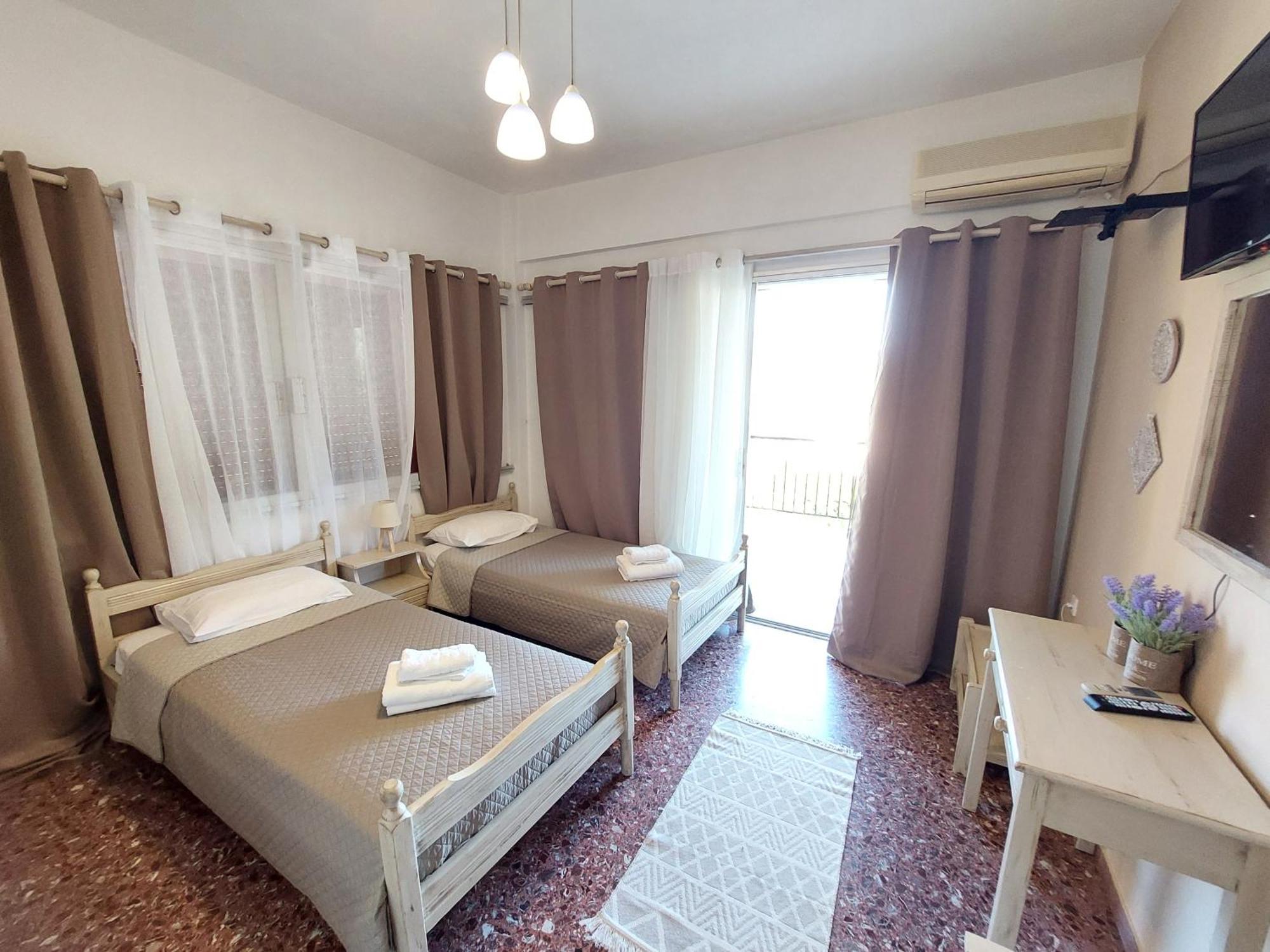 Lourantos Studios & Apartments Vathy  Exterior foto